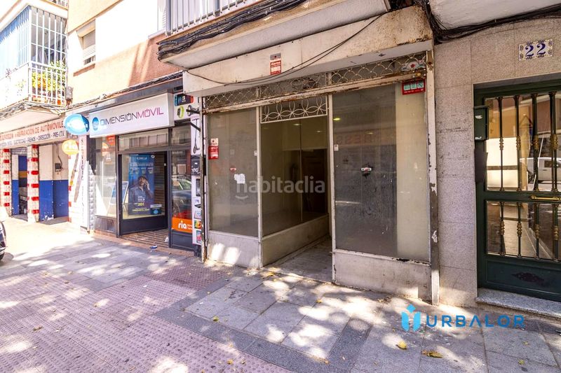 Foto 176c53b5-8b75-48f4-a6e3-f98c9340f89a. Local comercial a Zona Renfe Alcorcón