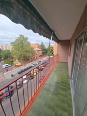 Pis  Calle de la virgen de aránzazu. Magnífico piso 75 m2, en barrio tres olivos con 3 habitaciones t