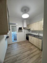 Rent Flat  Calle adrián nodal. Expectacular piso centrico en bargas