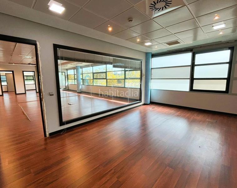 Foto 7fca1612-3ac8-4ded-ba3a-7e88c28ef1ef. Lloguer oficina amb calefacció aparcament a El Pinar-Punta Galea Rozas de Madrid (Las)