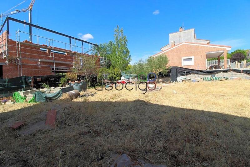 Foto 3ef9d88a-6b4b-4d08-a716-872d011c0d26. Terreno residenziale in Cabanillas del Campo