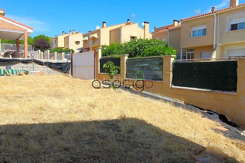 Foto 575d0ee1-9bac-4e7f-b3a1-19f919853587. Terreno residenziale in Cabanillas del Campo