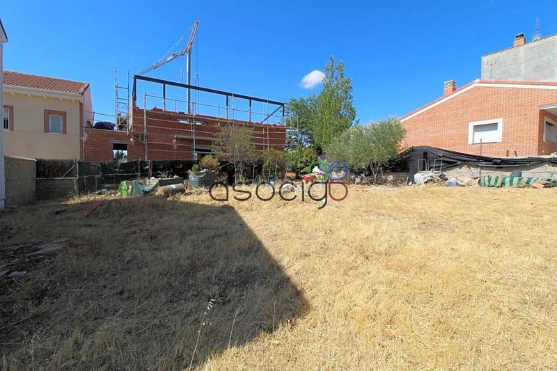 Foto a2fcb45c-3cd3-4bd5-8203-4083fef1f107. Terreno residenziale in Cabanillas del Campo