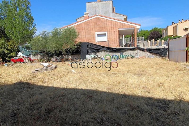 Foto f512aa62-6365-415d-be62-57b20758a21b. Terreno residenziale in Cabanillas del Campo