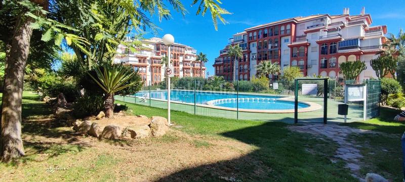 Foto 0c7acf93-85aa-4e23-8e56-c28c19a97c51. Appartement avec chauffage piscine dans Torreblanca Torrevieja