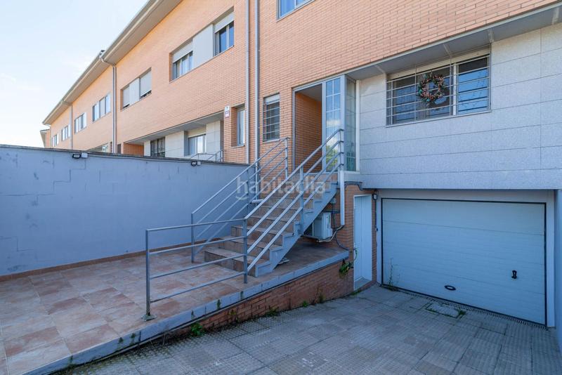 Foto 83807ac2-7d28-4b30-ad93-2223ec837811. Maison jumelée avec chauffage parking dans Las Lomas-Salinera-La Muñeca Guadalajara