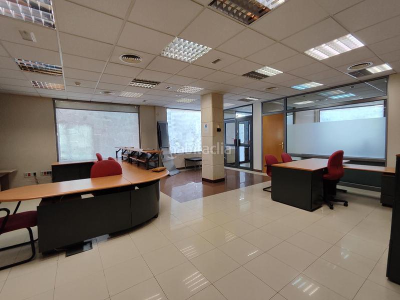 Foto aef7d4aa-449d-4e6a-aae4-40e0b6d87ea6. Locale commerciale in Cabanillas del Campo