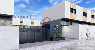 Maison jumelée à Extremadura 25. Residencial extremadura 25