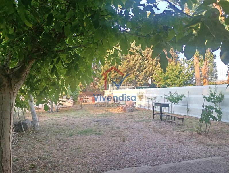 Foto c66d87ae-fa19-4852-b0eb-970521372f0d. Finca rústica a Horche