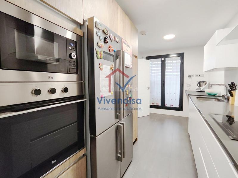 Foto c76c71d2-8d97-4855-a60f-59d5e80727d9. Casa aparellada amb calefacció a Cabanillas del Campo