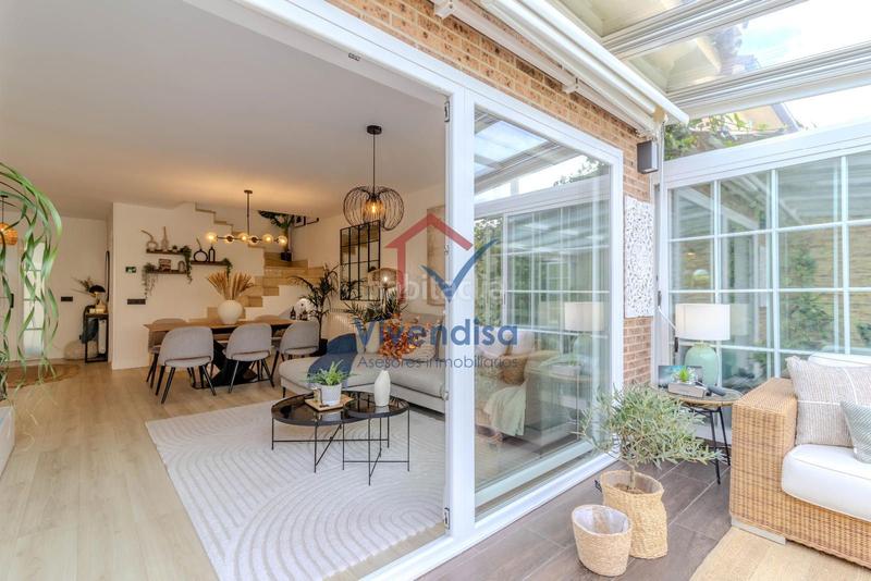 Foto 1f628a22-d4f3-4633-af35-170b9c042a51. Maison jumelée avec chauffage parking piscine dans Aguas Vivas Guadalajara