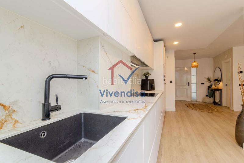 Foto 4ae6d99b-3499-4e38-9379-2b280e540da7. Maison jumelée avec chauffage parking piscine dans Aguas Vivas Guadalajara