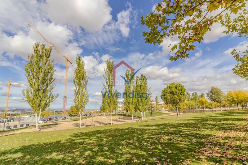 Foto 648379e7-1eb2-428a-8bd6-501bbaca6943. Maison jumelée avec chauffage parking piscine dans Aguas Vivas Guadalajara