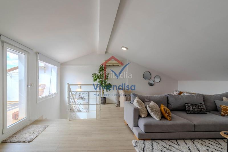 Foto 8313db08-6b1c-4ab3-975d-001e84d03d30. Maison jumelée avec chauffage parking piscine dans Aguas Vivas Guadalajara