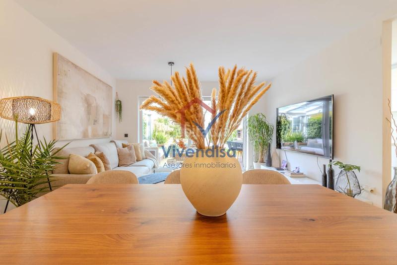 Foto c19be930-dc3e-4301-bdd7-3b49592ffc57. Maison jumelée avec chauffage parking piscine dans Aguas Vivas Guadalajara