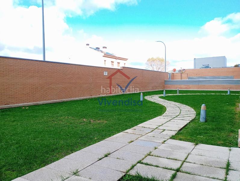 Foto e6686853-9e71-4bf4-ace2-01f56bef21ff. Pis amb calefacció aparcament piscina a Las Lomas-Salinera-La Muñeca Guadalajara