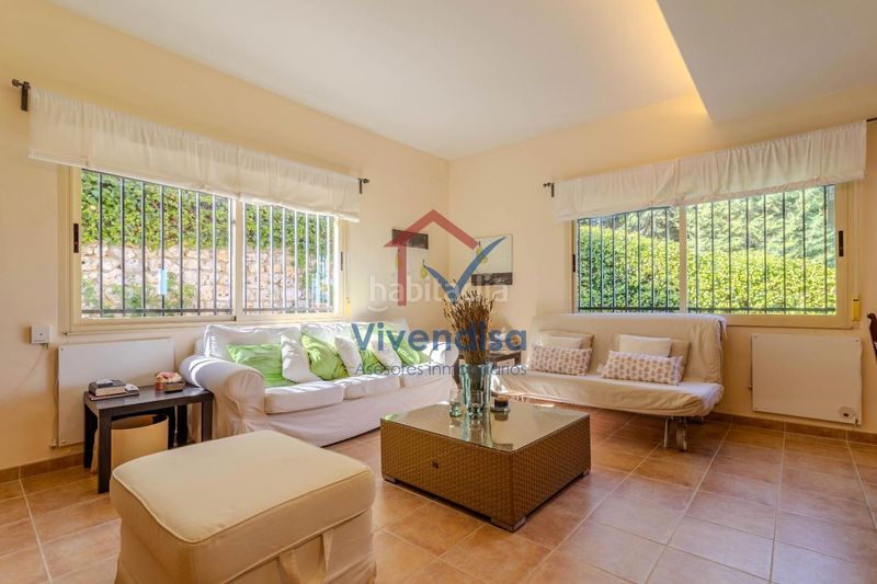 Foto 802c2153-1fab-408f-95a3-8e4c900dbbdd. Xalet amb calefacció aparcament piscina a El Clavín-Valdeluz Guadalajara