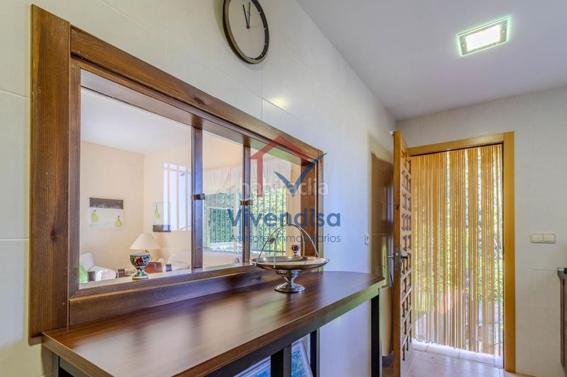 Foto a809e148-4aa6-4366-9a82-3f10b62102af. Xalet amb calefacció aparcament piscina a El Clavín-Valdeluz Guadalajara