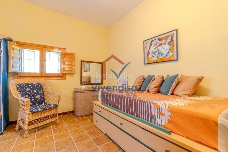 Foto b456a5fb-31f2-4ffa-a4e7-443a63bbe72d. Xalet amb calefacció aparcament piscina a El Clavín-Valdeluz Guadalajara