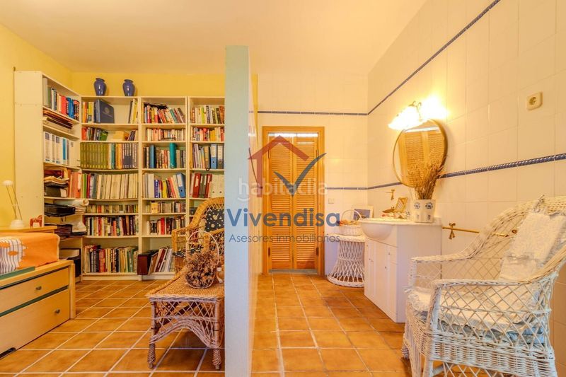 Foto bae86994-8e27-4727-bc5d-f1f3df29e434. Xalet amb calefacció aparcament piscina a El Clavín-Valdeluz Guadalajara