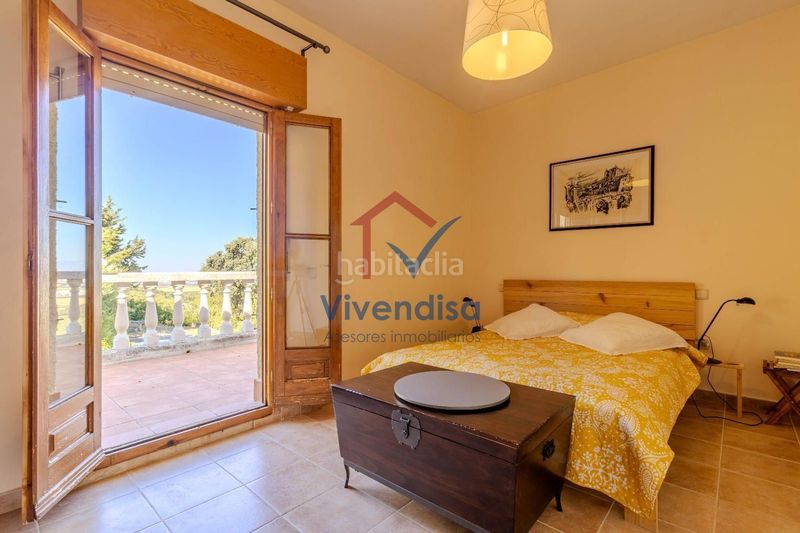 Foto d12389d2-8915-4cb5-a376-9c31756954f2. Xalet amb calefacció aparcament piscina a El Clavín-Valdeluz Guadalajara