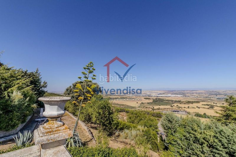 Foto dfbf5c14-45af-4428-bb03-f6cf2983c7b5. Xalet amb calefacció aparcament piscina a El Clavín-Valdeluz Guadalajara