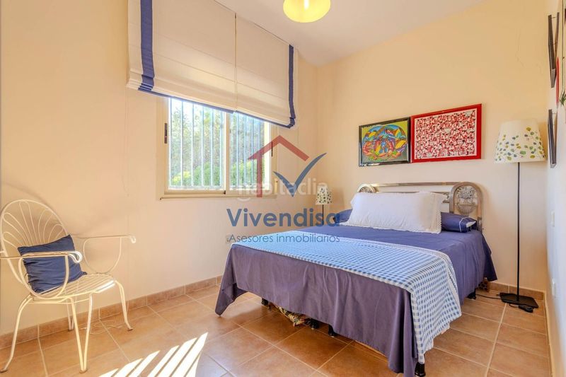 Foto eee7ba5f-f781-46d6-9790-519299977a6f. Xalet amb calefacció aparcament piscina a El Clavín-Valdeluz Guadalajara