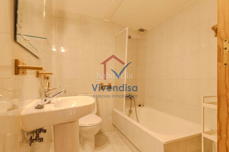 Foto 073f2ff0-785f-4309-8bf9-739d7c62b02f. Dúplex a Centro Azuqueca de Henares