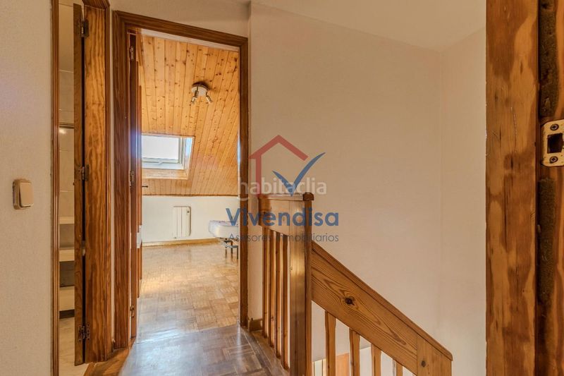 Foto 597c4ab8-472b-4478-b8f4-8ddb7882c6e6. Dúplex a Centro Azuqueca de Henares