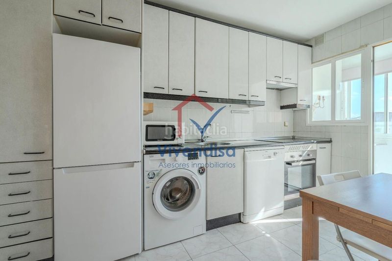 Foto e29cb69b-5854-403c-b153-aa2007ef9af5. Dúplex a Centro Azuqueca de Henares