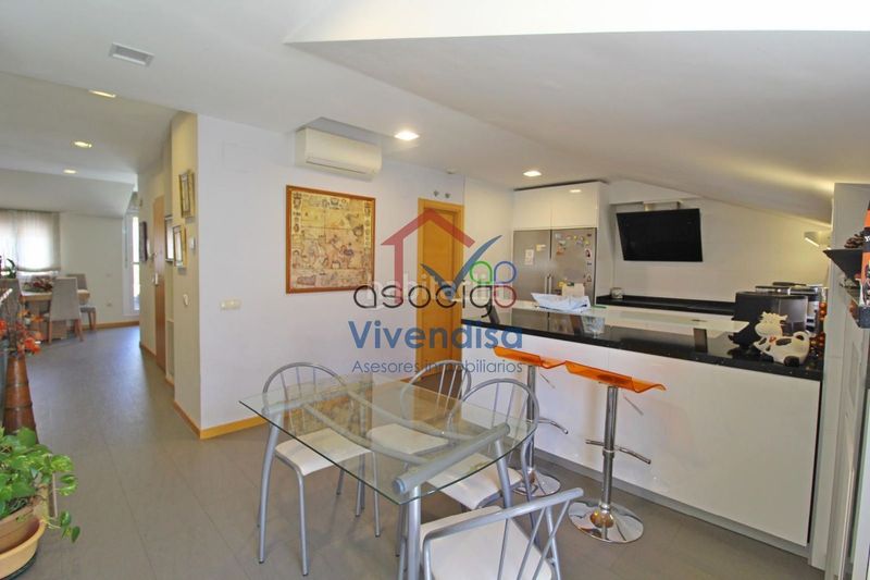 Foto 2b691714-9725-4a5d-bbe2-2d9ce746653e. Àtic amb calefacció aparcament a San Roque-Concordia-Adoratrices Guadalajara