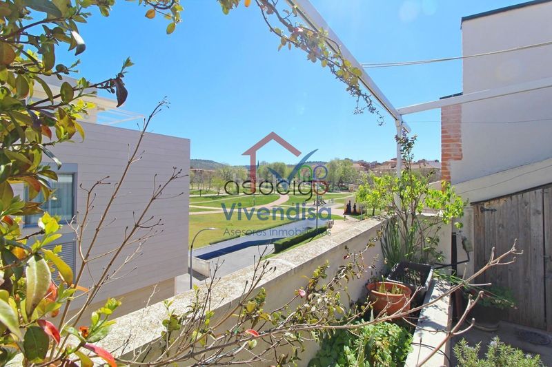 Foto f84957a9-dd7f-4120-8592-3b341c03d944. Àtic amb calefacció aparcament a San Roque-Concordia-Adoratrices Guadalajara