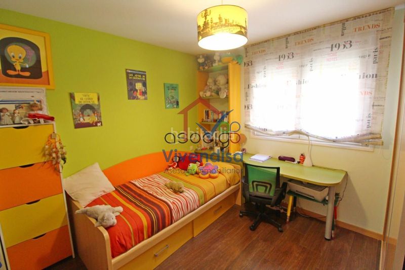 Foto fcb0e35a-f05d-4e03-bba4-9d93c84f82fa. Àtic amb calefacció aparcament a San Roque-Concordia-Adoratrices Guadalajara