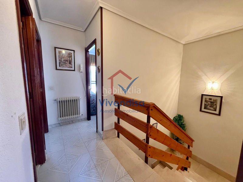 Foto db23d70c-c4ce-44d5-b3c0-37a2d78ef06e. Casa adossada amb calefacció a Marchamalo