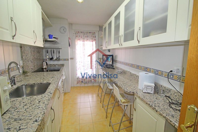 Foto a22788c0-3765-4027-bf17-39a0e6e6d4b5. Pis amb calefacció aparcament a Plan Sur-Amistad Guadalajara