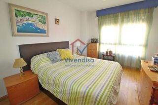 Flat  Virgen del amparo. Piso de 3 dormitorios con garaje en el centro de guadalajara, c