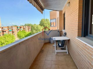 Flat  Solan de cabras. Gran piso de 4 habitaciones con garaje  manantiales