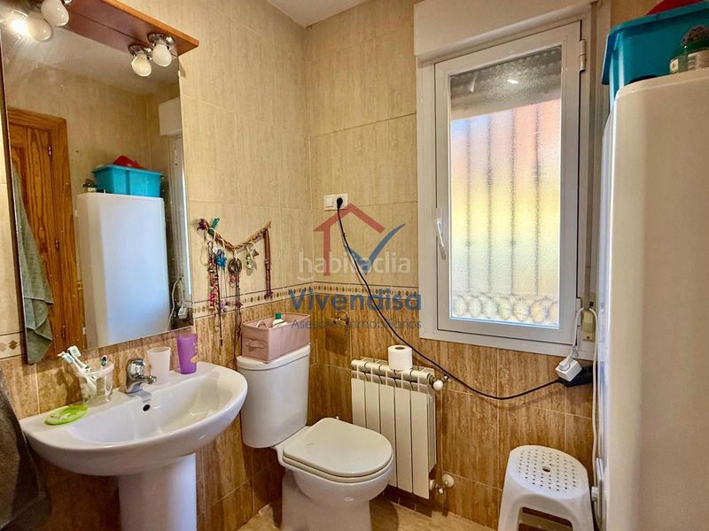 Foto 0db7d988-5882-4a75-aa82-a9e4f23c3651. Casa adossada amb calefacció aparcament a Chiloeches