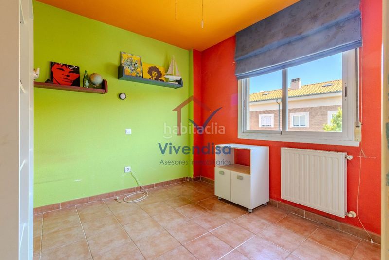 Foto 7fe328e5-1a53-486c-88b6-3b007ebfa7ff. Casa adossada amb calefacció aparcament a Alovera