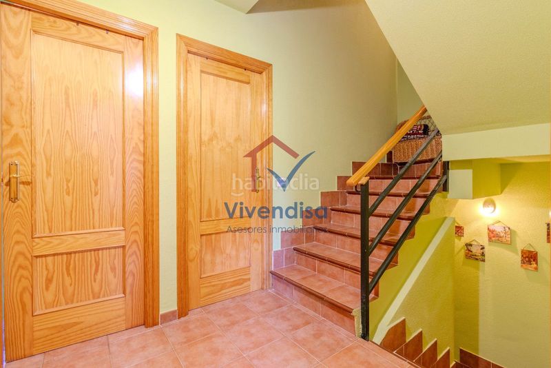 Foto a9a55d80-d81c-4ebf-b816-365267f8ac63. Casa adossada amb calefacció aparcament a Alovera