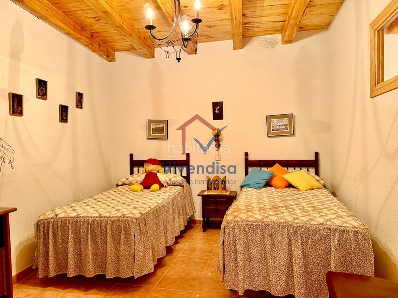 Foto ffc761a3-c514-401e-b597-e5bd03af10ab. Casa amb calefacció a Tamajón