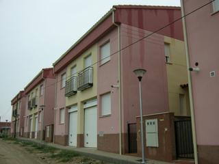 Casa adossada a Calle báscula 14