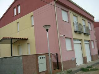 Casa aparellada  Calle báscula. Ofertón ganga de chalet adosado nuevo a estrenar