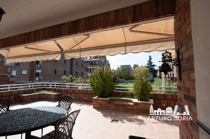 Foto b6568a76-a05a-443a-9d5e-f55339df751f. Location duplex avec chauffage parking piscine dans Madrid