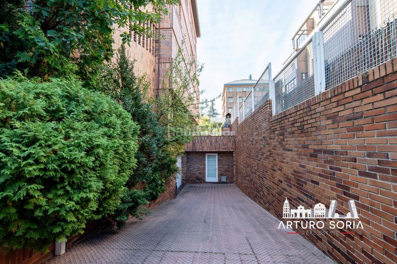 Foto 7a9cfa0e-ce62-44c9-a0a5-b8c82f6d5a02. Rent duplex with heating parking pool in Concepción Madrid