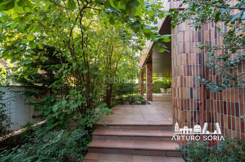 Foto c2e4d189-3691-4b95-a9f5-0ba98c1e3a79. Rent duplex with heating parking pool in Concepción Madrid