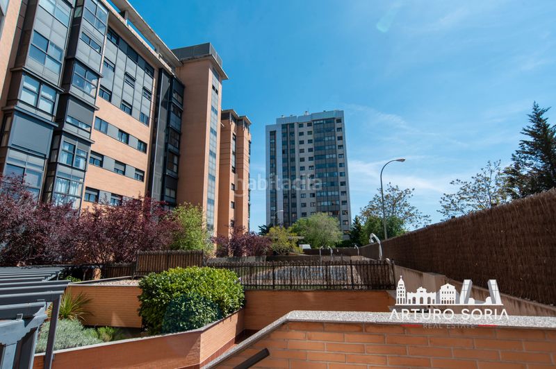 Foto 28b31f74-4856-451b-9ec6-64799116e181. Lloguer pis amb calefacció aparcament piscina a Costillares Madrid