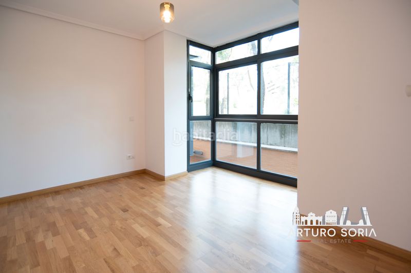 Foto 4dd21813-7497-46c7-a8d8-c49658d6e8c0. Lloguer pis amb calefacció aparcament piscina a Costillares Madrid