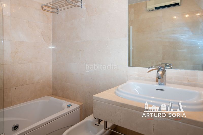 Foto ca55b38f-8bf5-40d6-95a5-b3106a7e4022. Lloguer pis amb calefacció aparcament piscina a Costillares Madrid