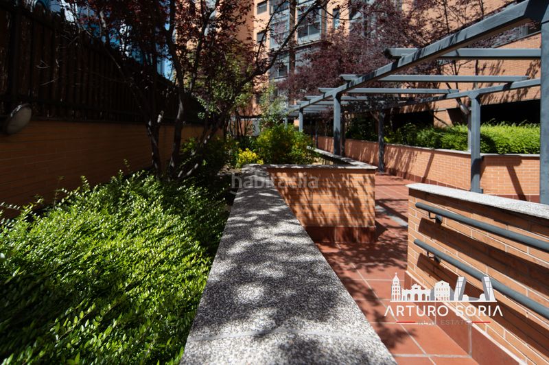 Foto fe40f6b2-b6ec-4a29-8460-26d9dfdeaffa. Lloguer pis amb calefacció aparcament piscina a Costillares Madrid